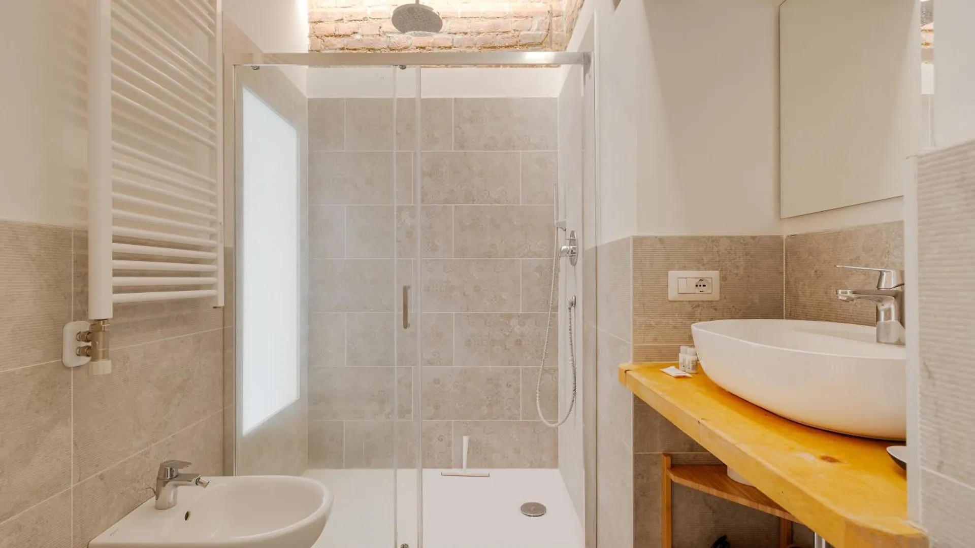 Bright Apartment -Pasteur M1 Milan