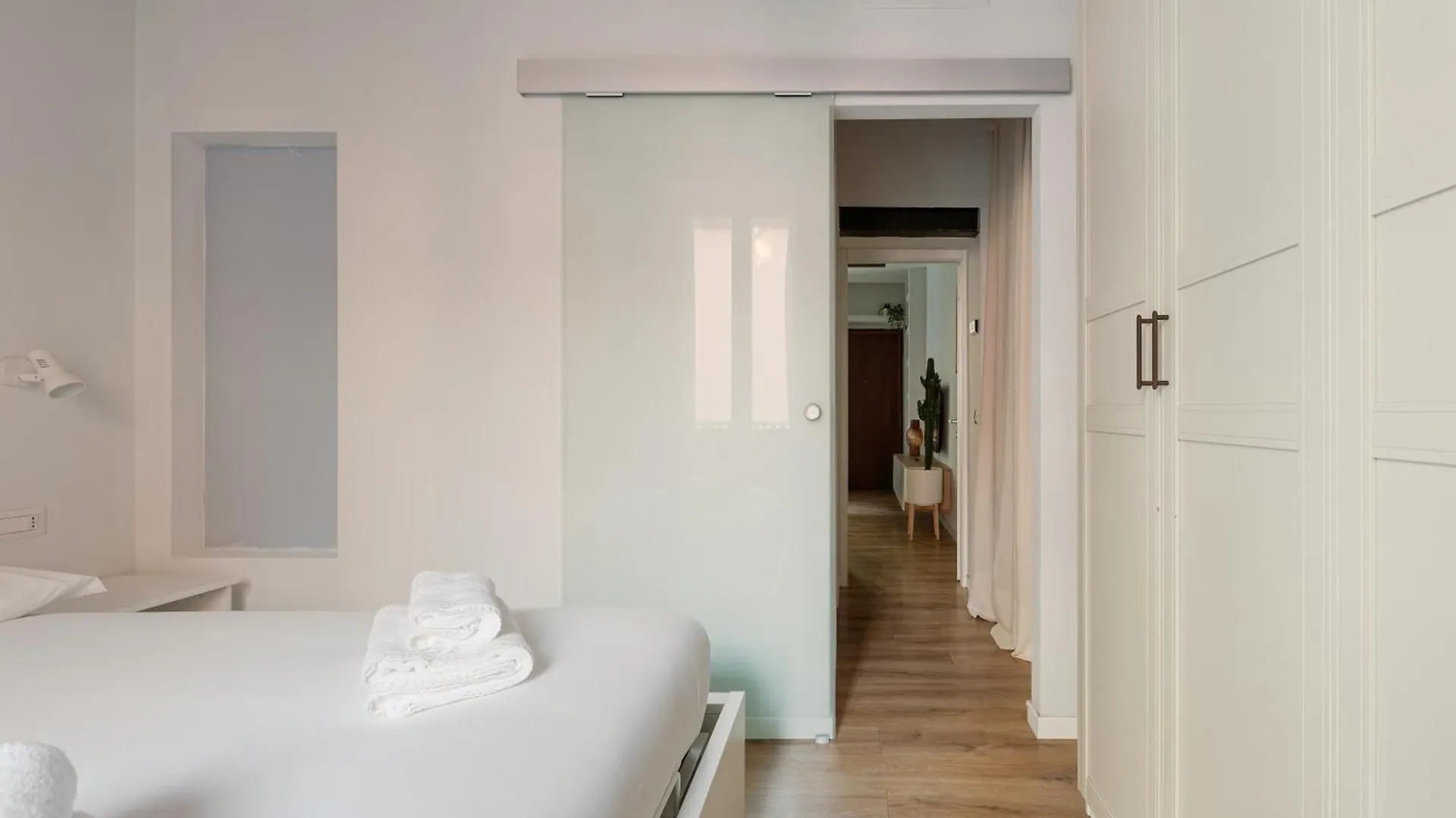 Bright Apartment -Pasteur M1 Milan