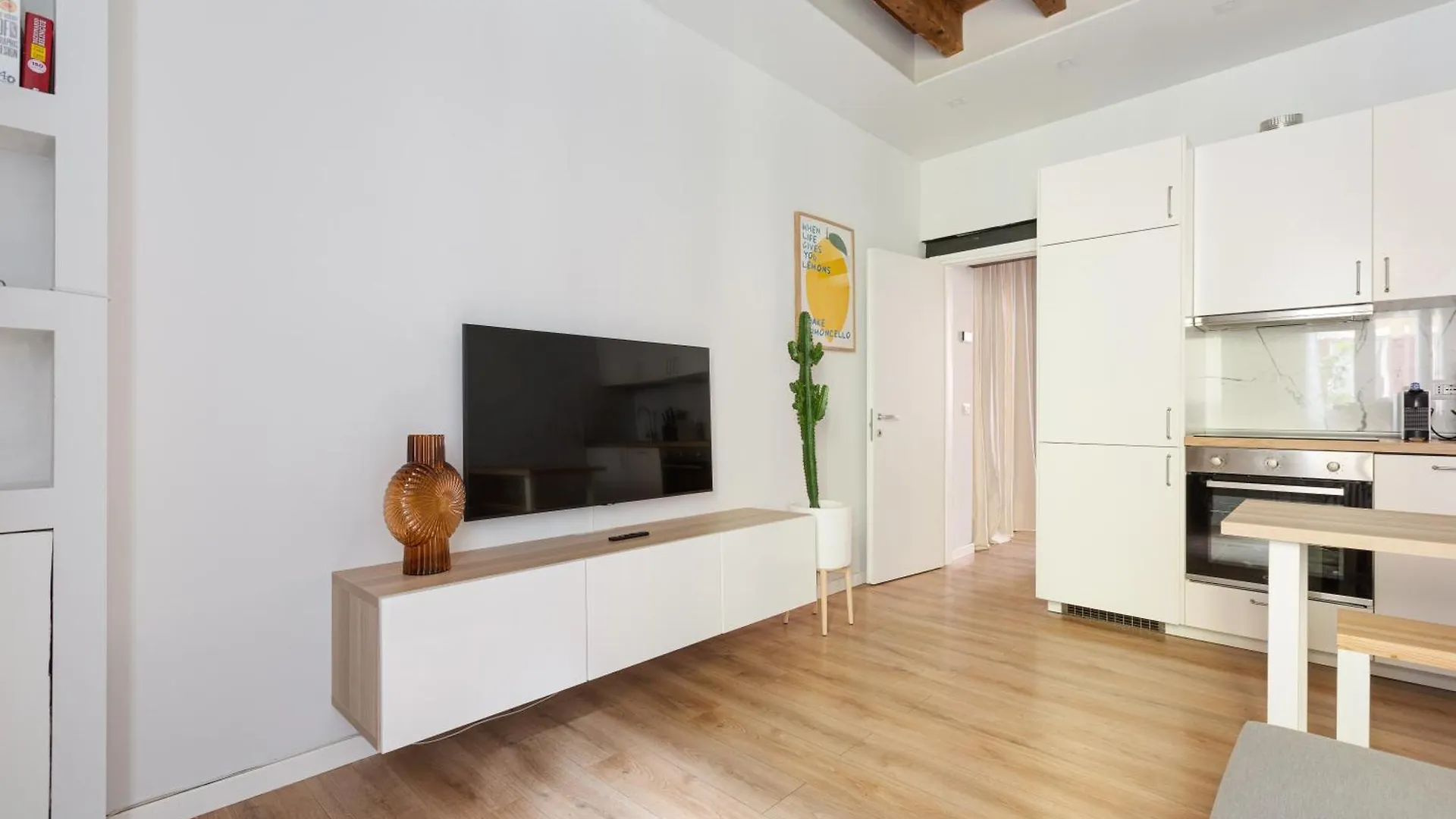 Bright Apartment -Pasteur M1 Milan